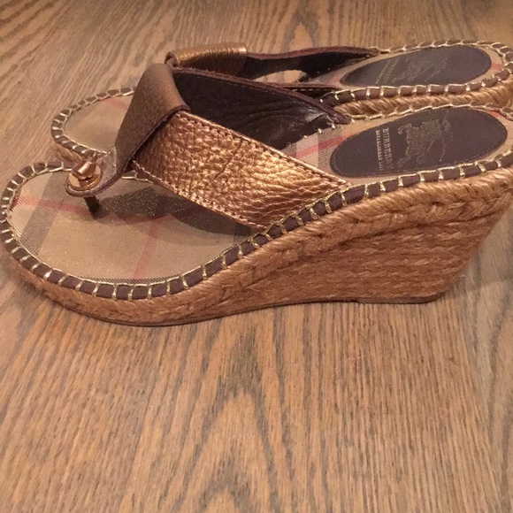Burberry wedge espadrilles!!! - Picture 5 of 5